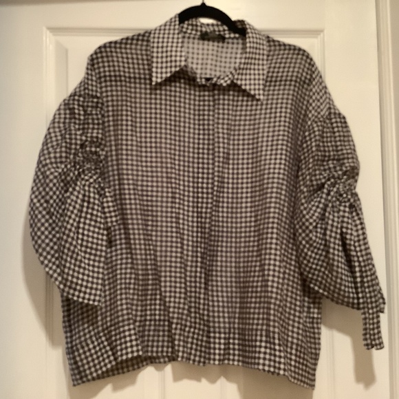 Blouse purchased in Spain - Picture 1 of 4